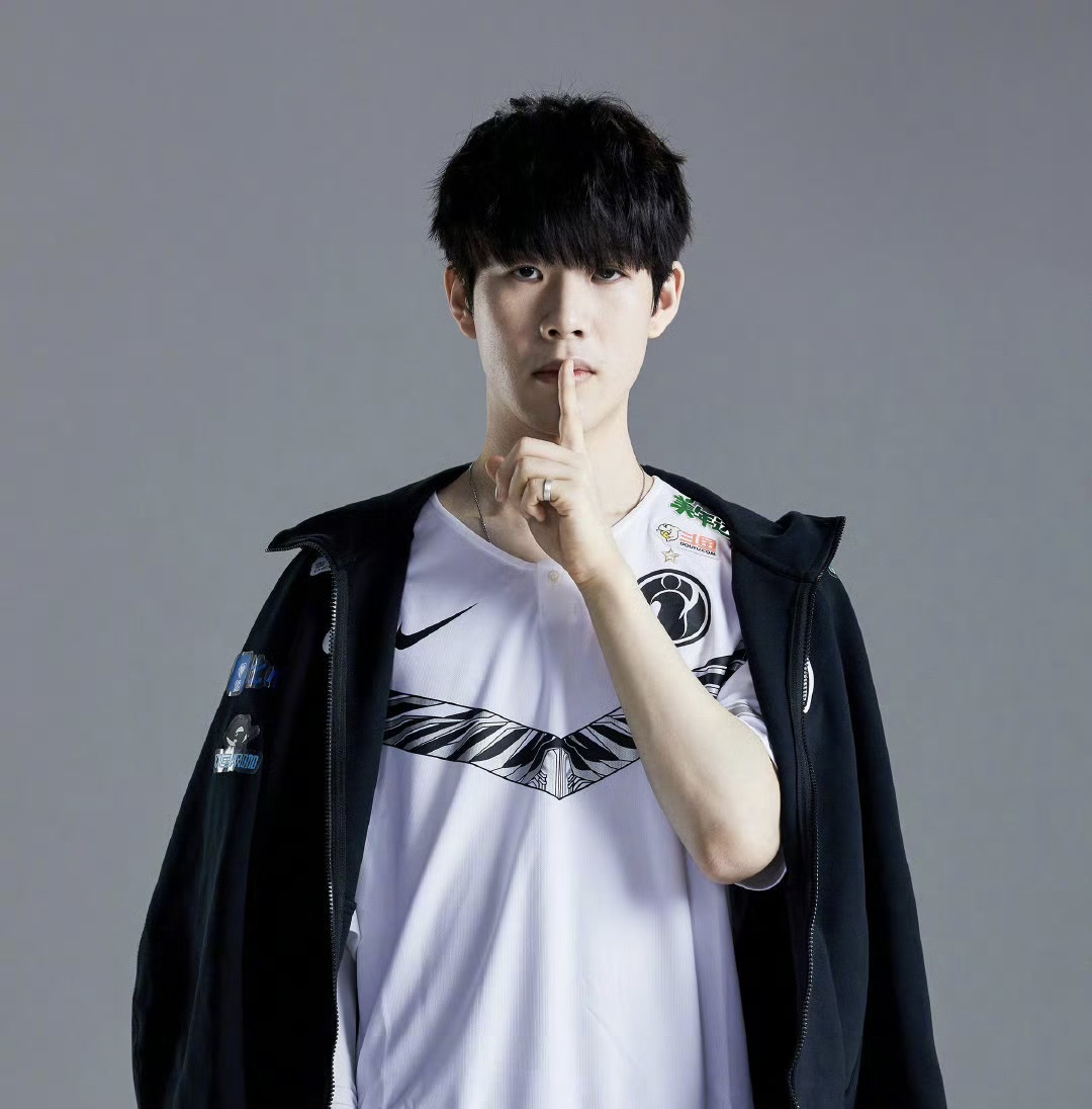 的赛事奠定 的赛事奠定