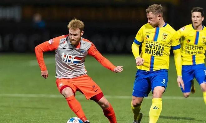 1年从巴塞 1年从巴塞