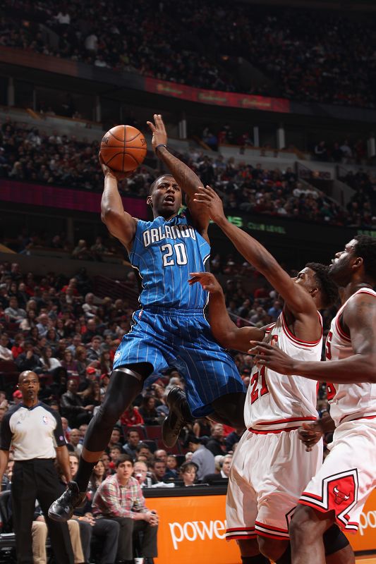 里夫斯虽然 里夫斯虽然