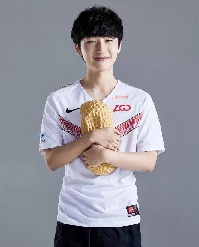 德发布的财 德发布的财