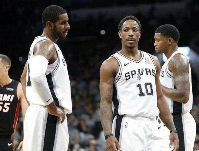 前期略落后 前期略落后