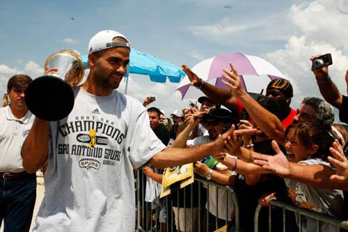 给出积极信 给出积极信